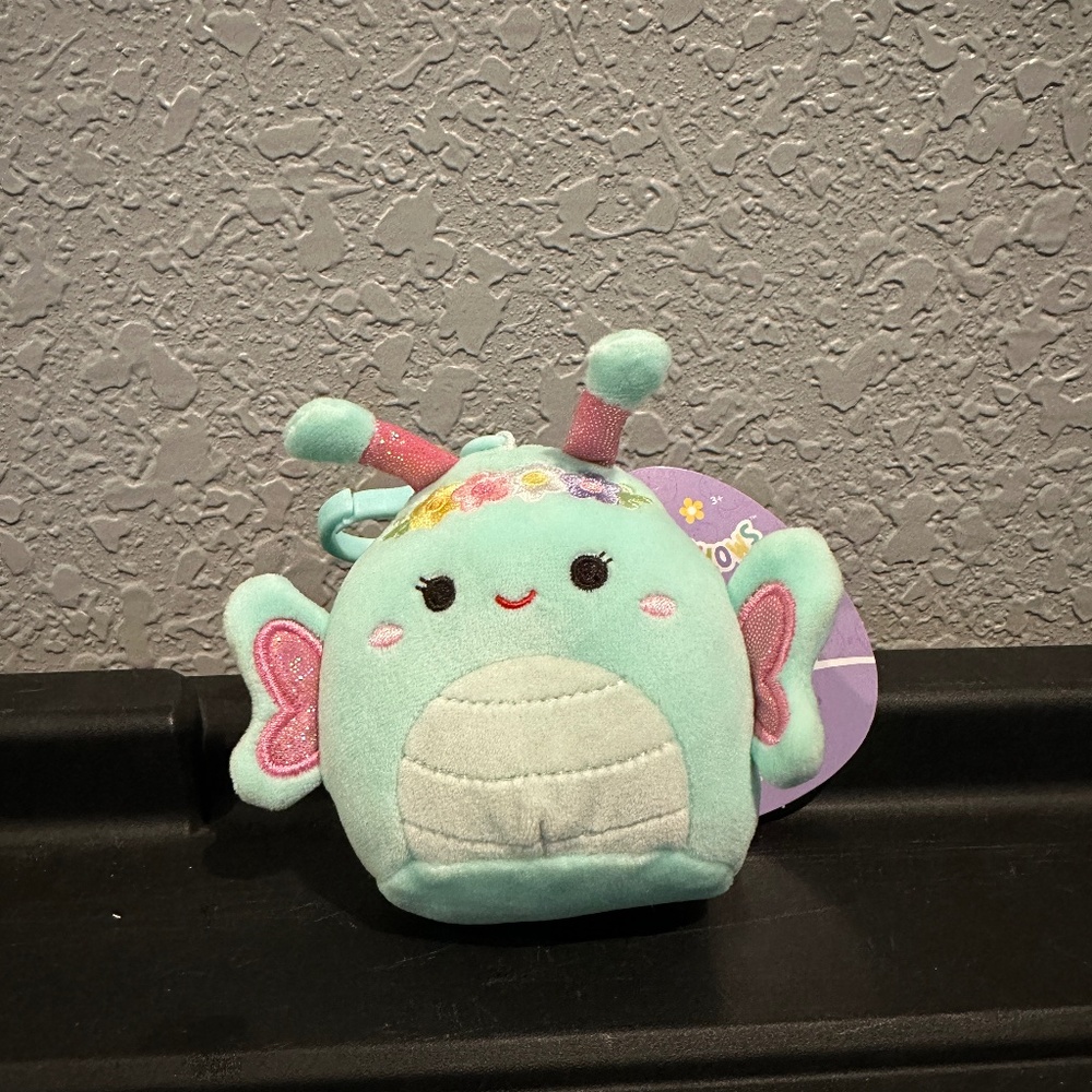 NWT Squishmallows Reina